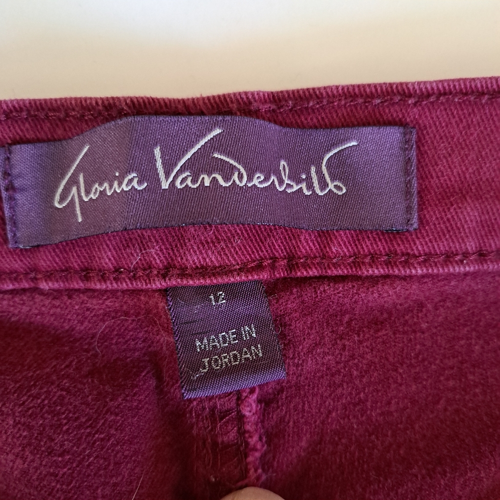 Gloria Vanderbilt Jeans - Picture 3 of 6